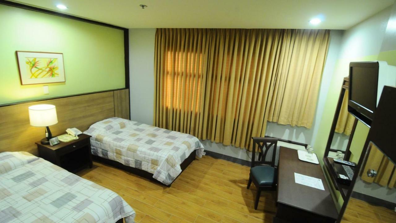 리젠시 인 Davao City 외부 사진